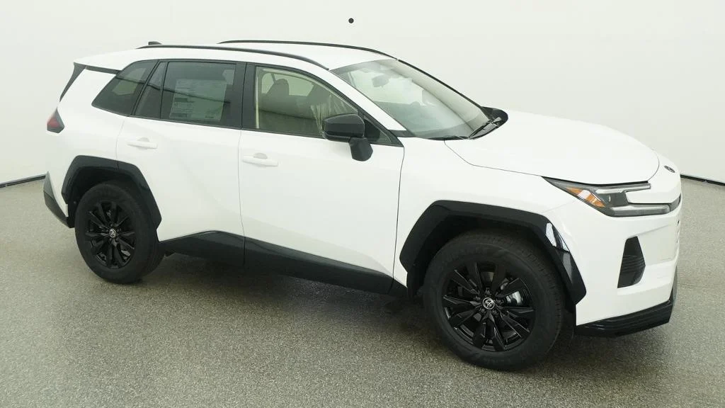New 2026 Ice Cap Toyota SE image 12