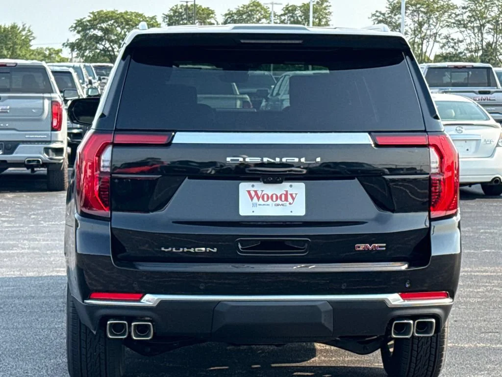 2026 GMC Yukon XL Denali - Photo 8