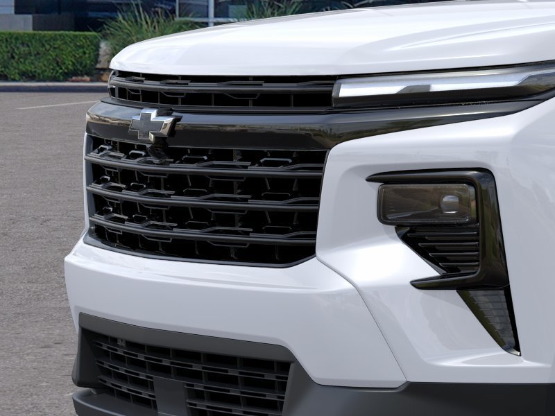 2027 Chevrolet Traverse photo 13 of 33