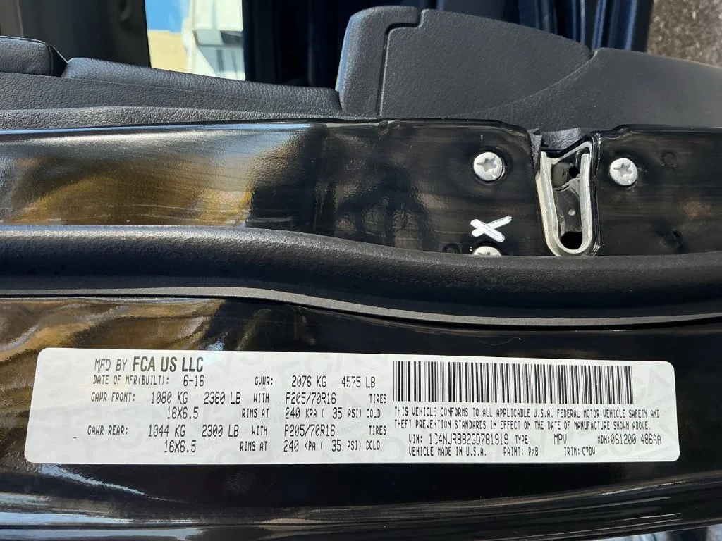 Used 2016 Black Jeep Sport image 22