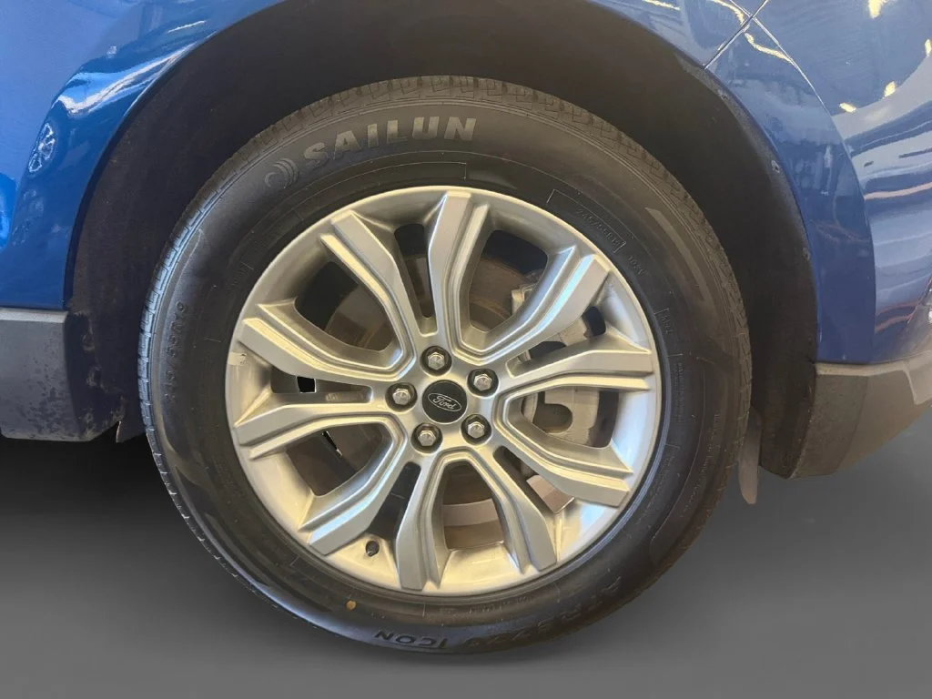Used 2024 Blue Ford Titanium image 9