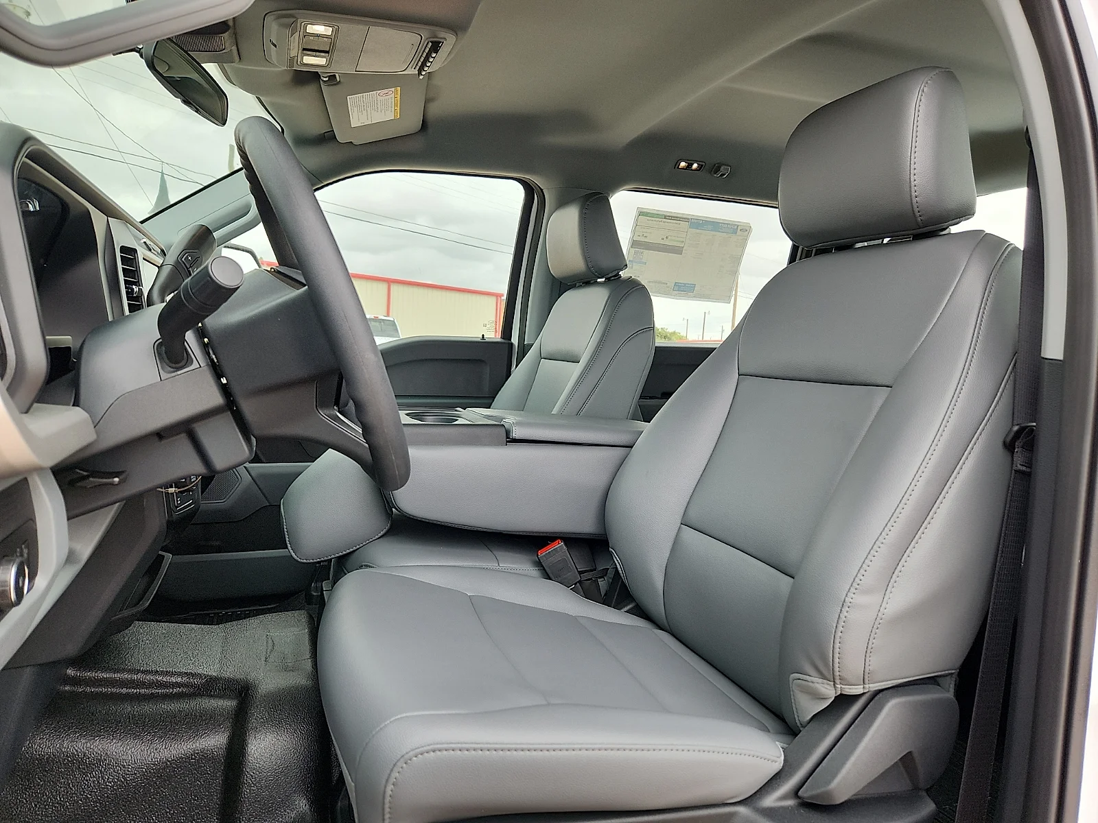 New 2026 Oxford White Ford F-250® XL image 17