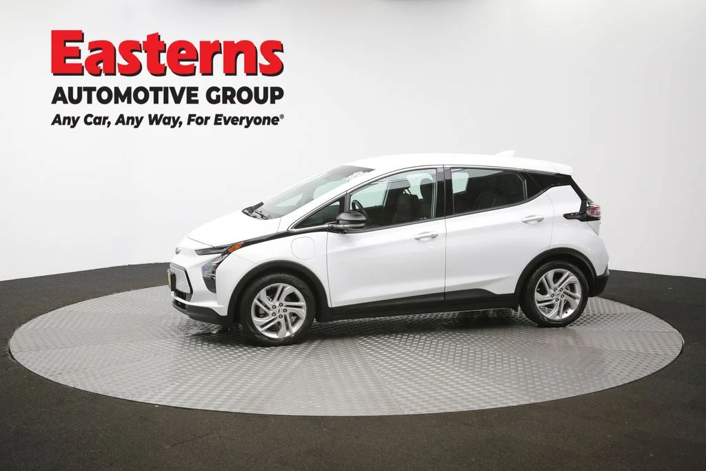 Used 2023 White Chevrolet 1LT image 58