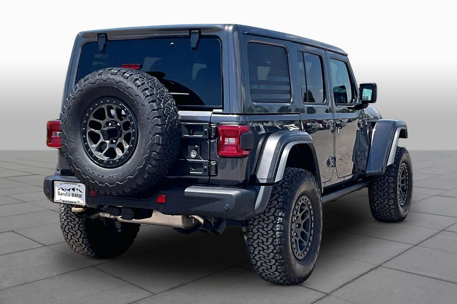 Used 2022 Granite Crystal Metallic Clearcoat Jeep Unlimited Rubicon 392 image 10