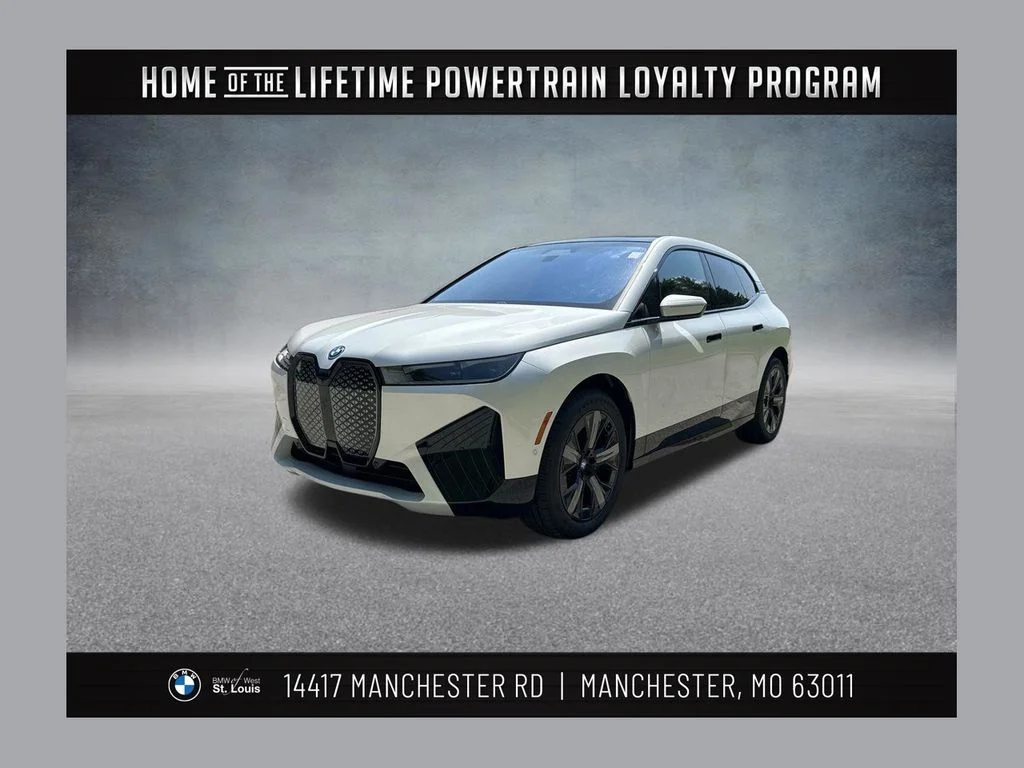 2024 BMW iX xDrive50's photo