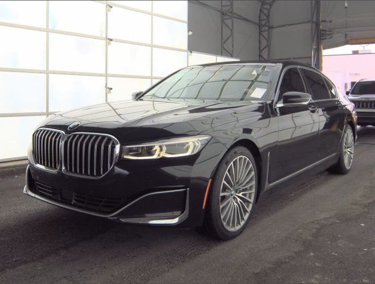 Used 2022 Black BMW 740i image 1