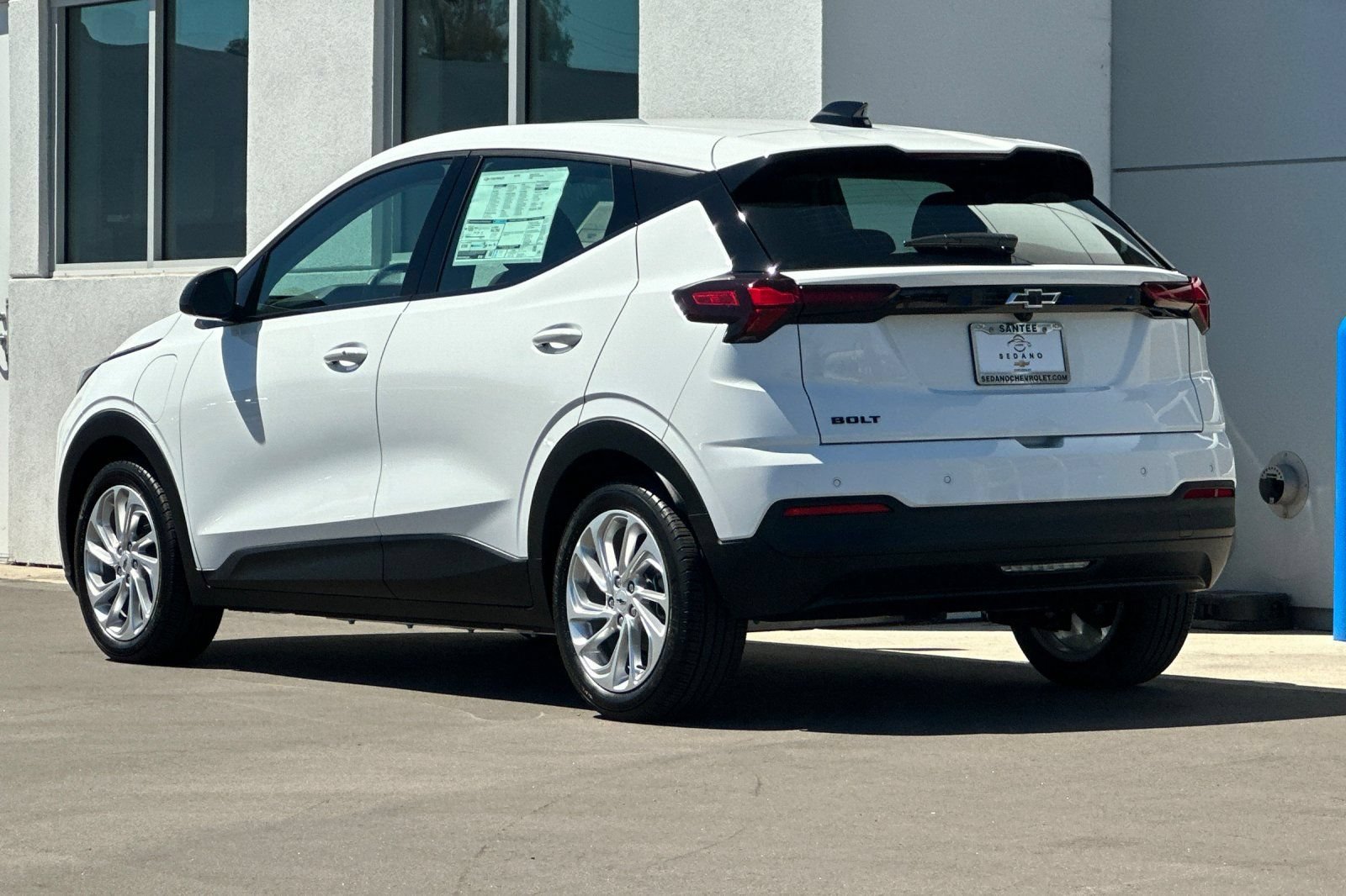 New 2027 Summit White Chevrolet LT image 6