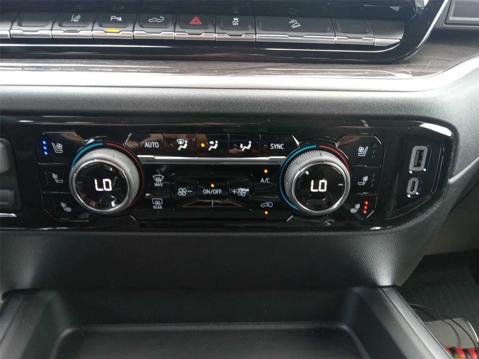 New 2026 Lakeshore Blue Metallic Chevrolet High Country image 73