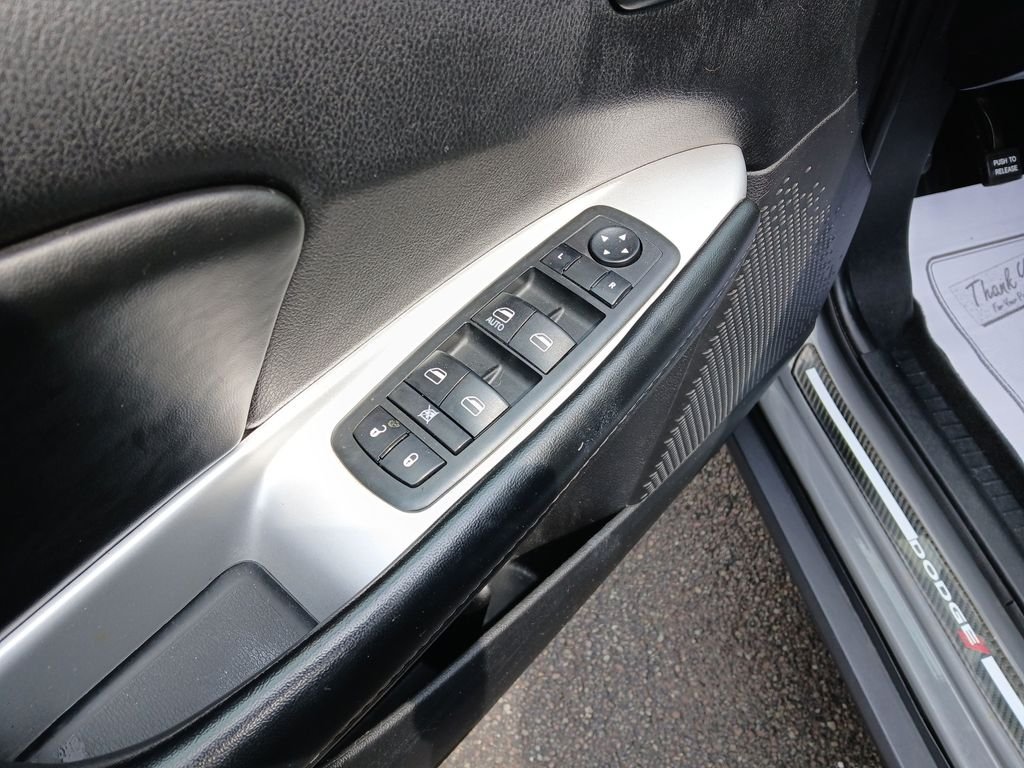 Used 2019 Gray Dodge SE image 12