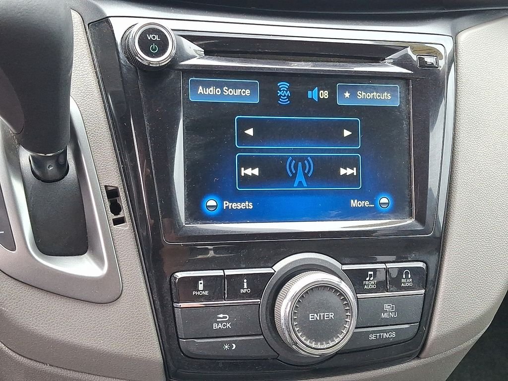 Used 2016 Gray Honda SE image 18