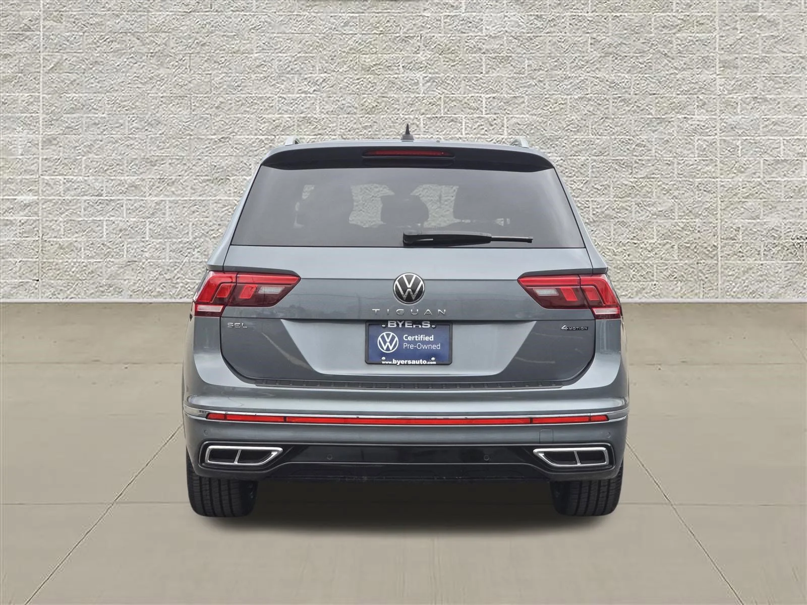 Certified Used 2024 Platinum Gray Metallic Volkswagen SEL R-Line image 6