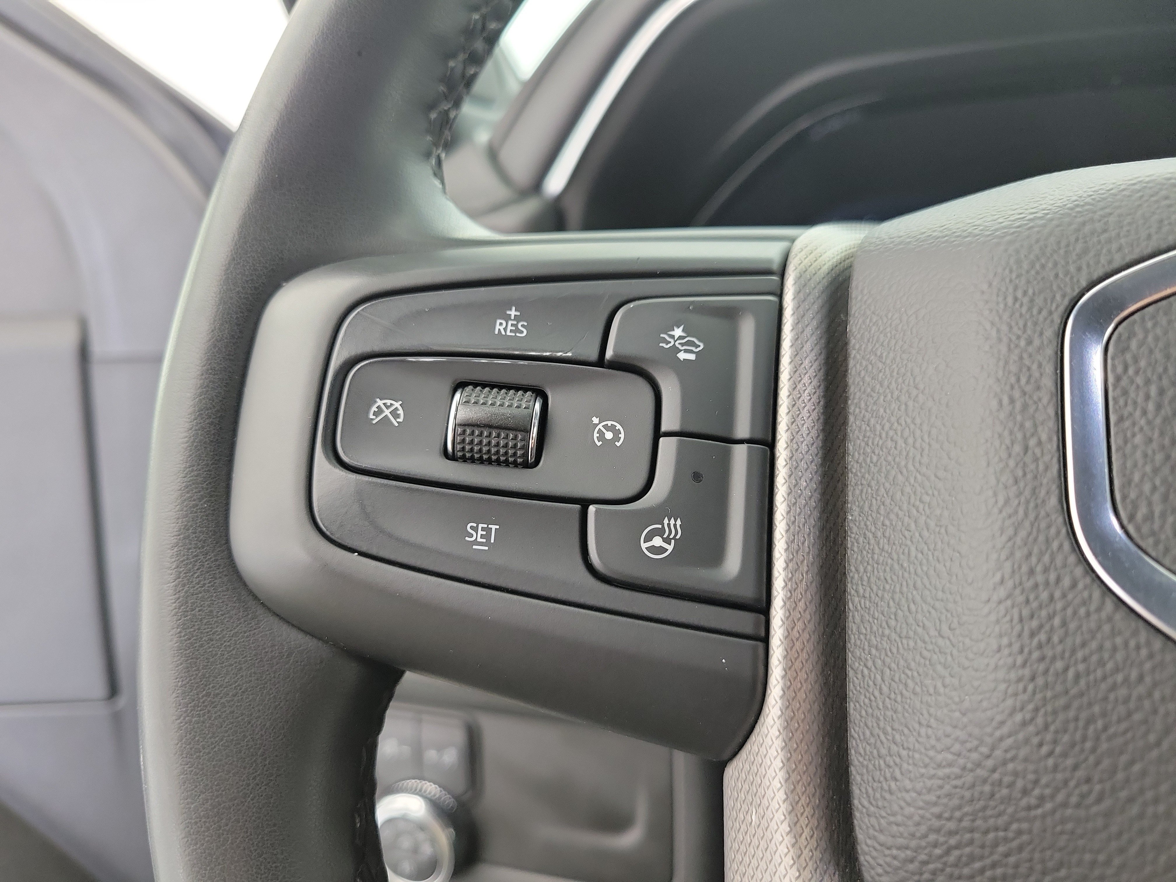 Used 2023 Onyx Black GMC Denali image 25