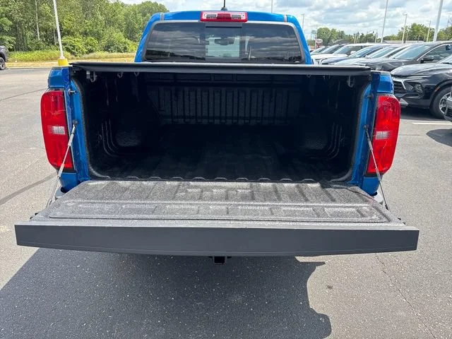 Used 2022 Bright Blue Metallic Chevrolet Z71 image 28