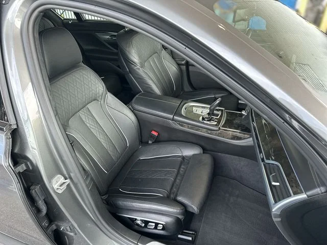 Used 2017 Gray BMW 750i xDrive image 28