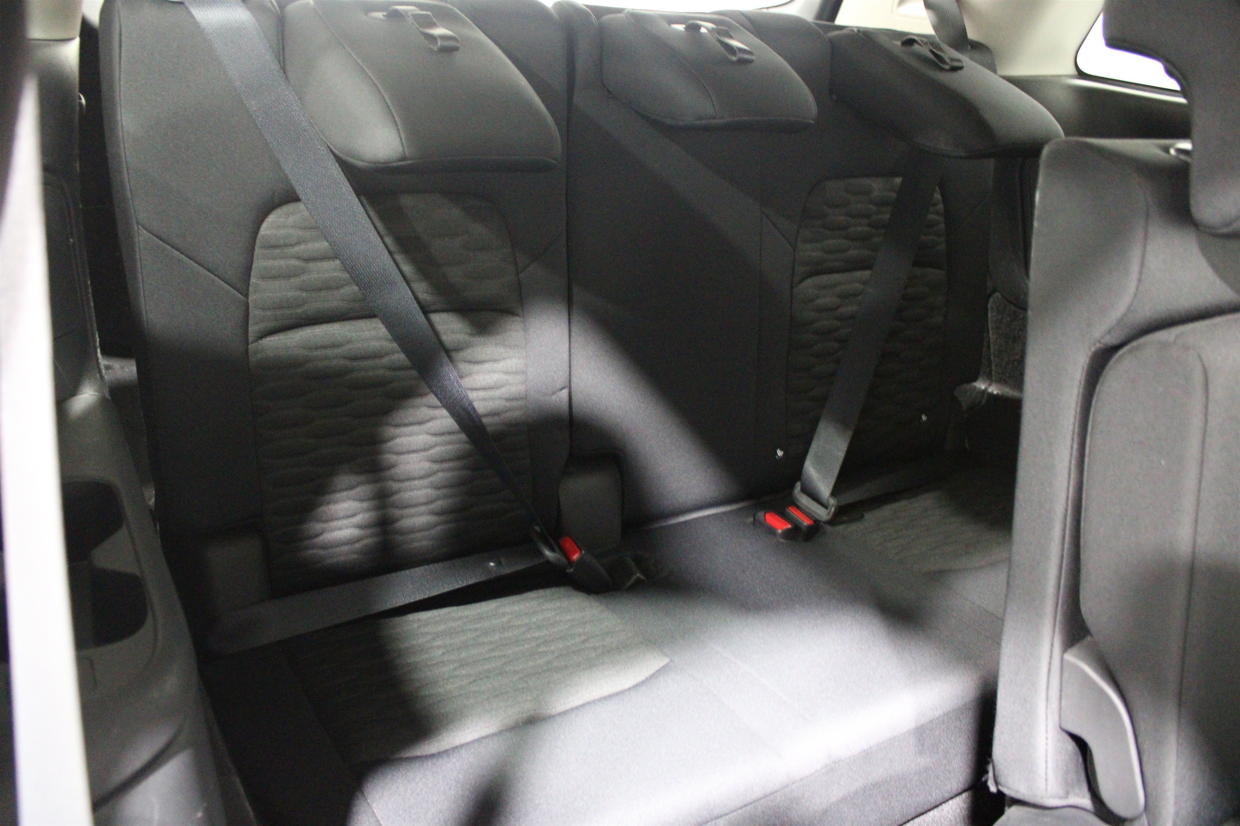 Used 2022 Super Black Nissan SV image 24