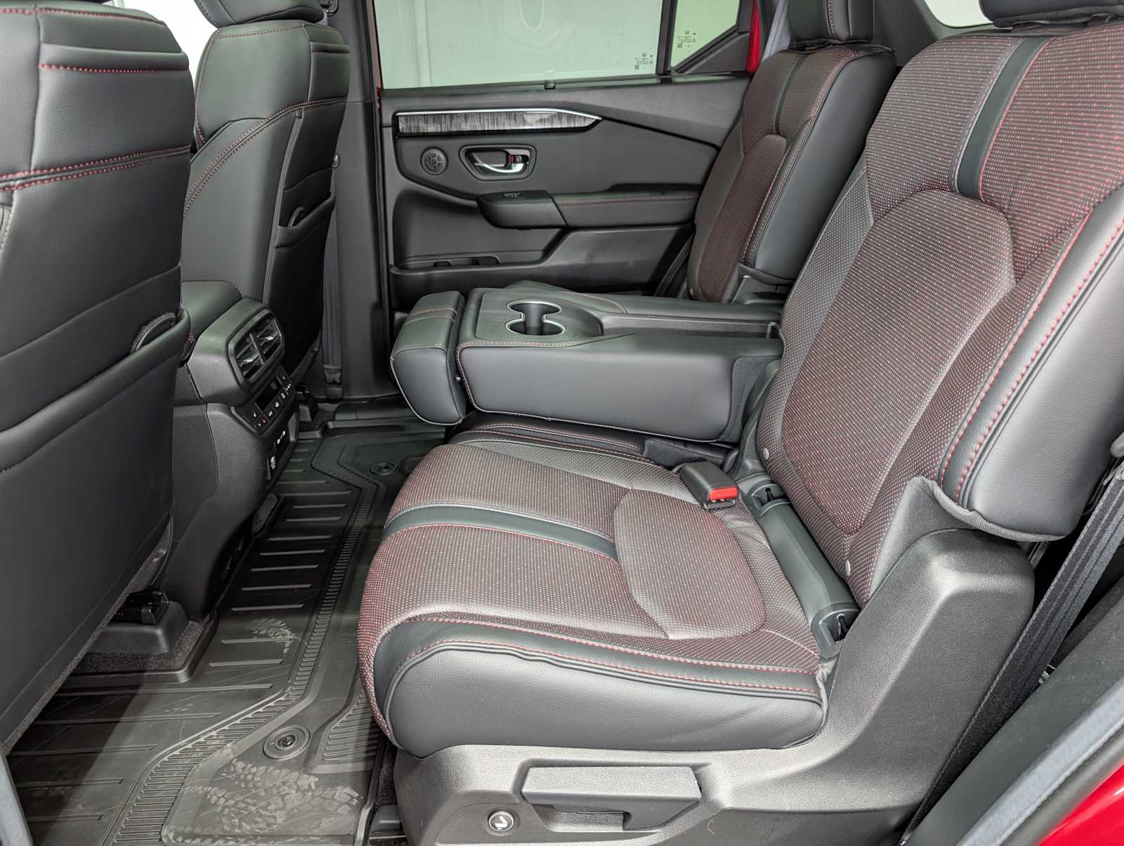 Used 2025 Radiant Red Metallic II Honda Black Edition image 22