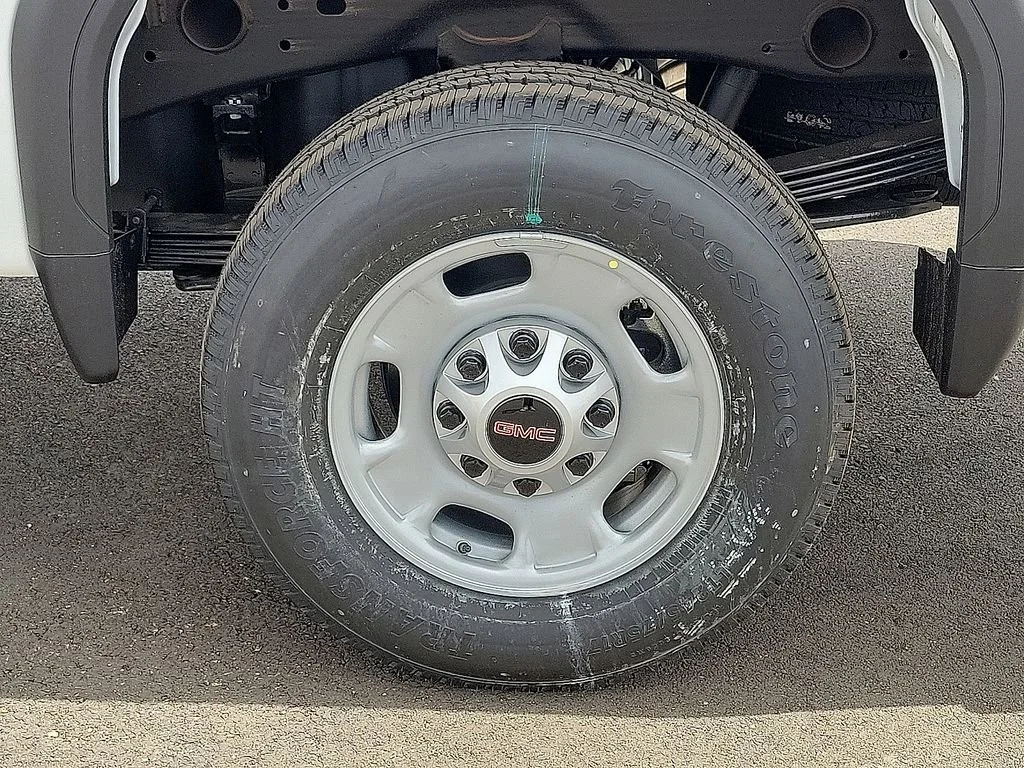 2026 GMC Sierra 2500HD Pro - Photo 10