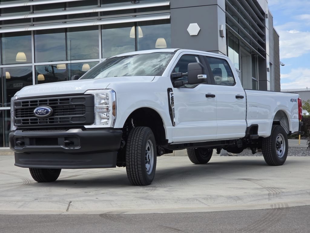 New 2026 Oxford White Ford XL image 17