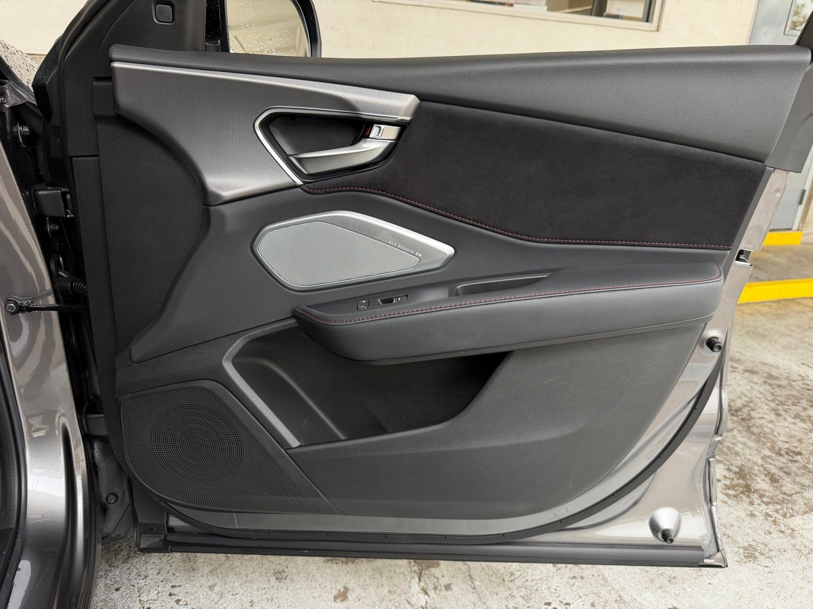 Used 2022 Gray Acura A-Spec Advance Package image 24