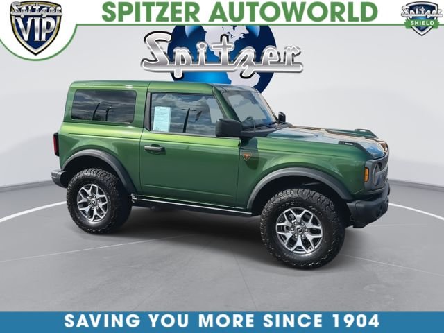 Used 2025 Green Ford Badlands image 2
