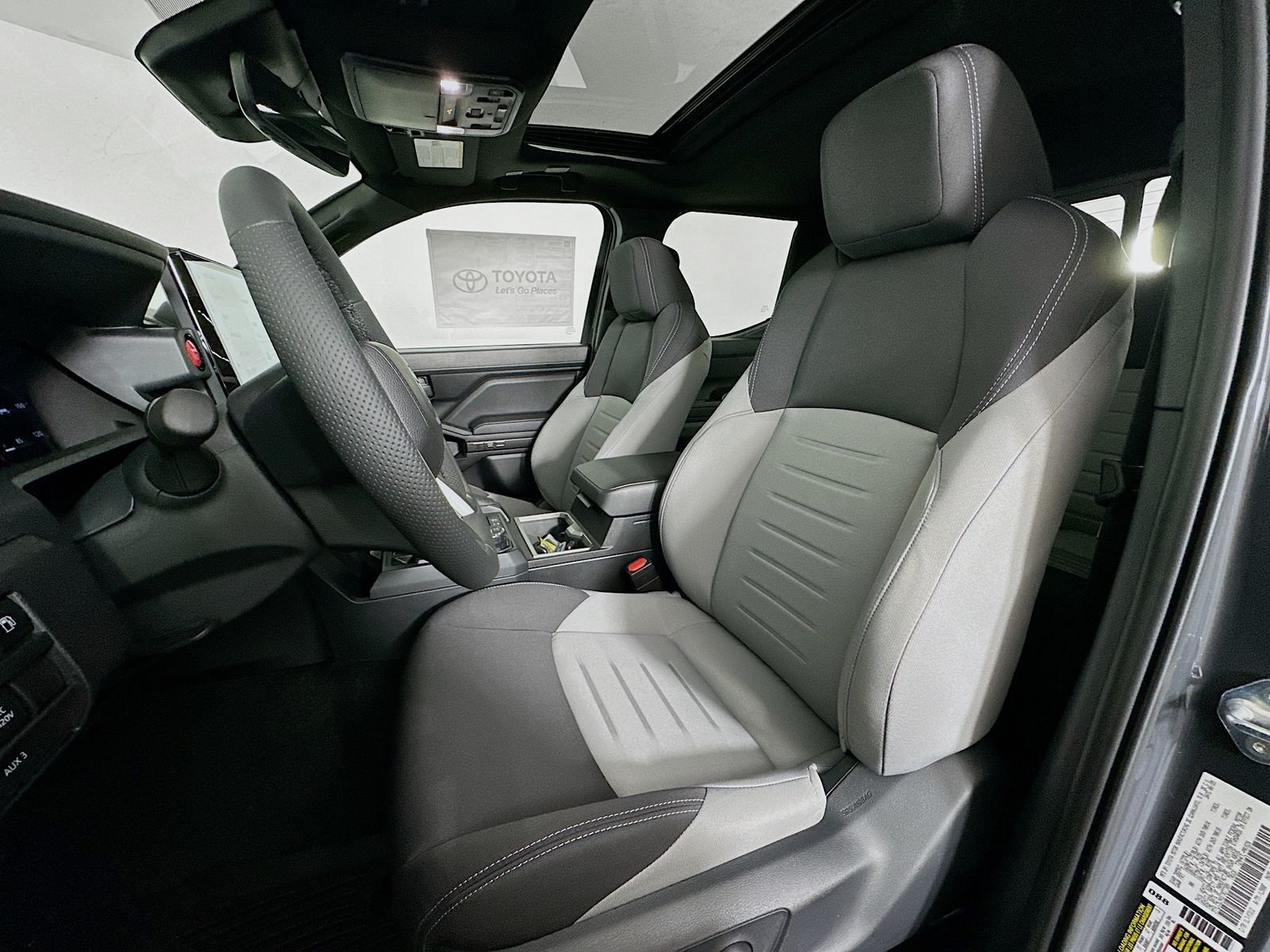 2025 Toyota Tacoma TRD Off Road - Photo 22