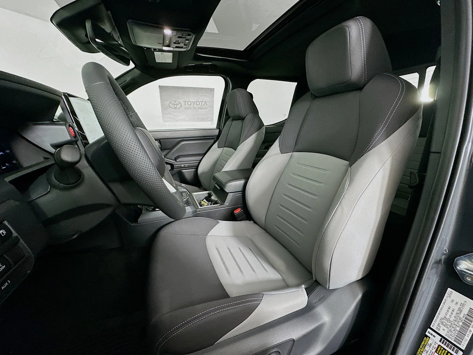 2025 Toyota Tacoma TRD Off Road - Photo 22
