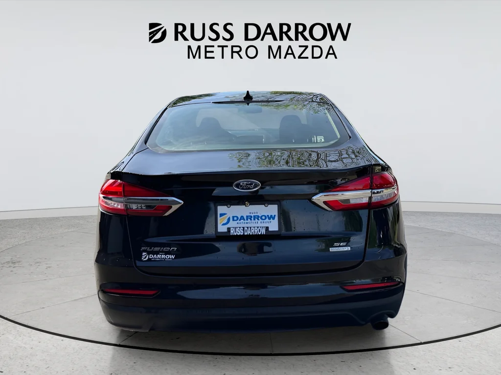Used 2020 Black Ford SE image 4
