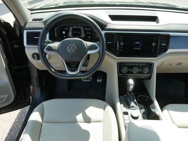 Certified Used 2022 Black Volkswagen 3.6L V6 SEL R-Line image 22