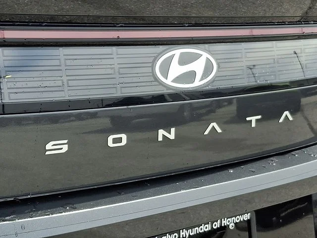 Used 2024 Gray Hyundai SEL image 31