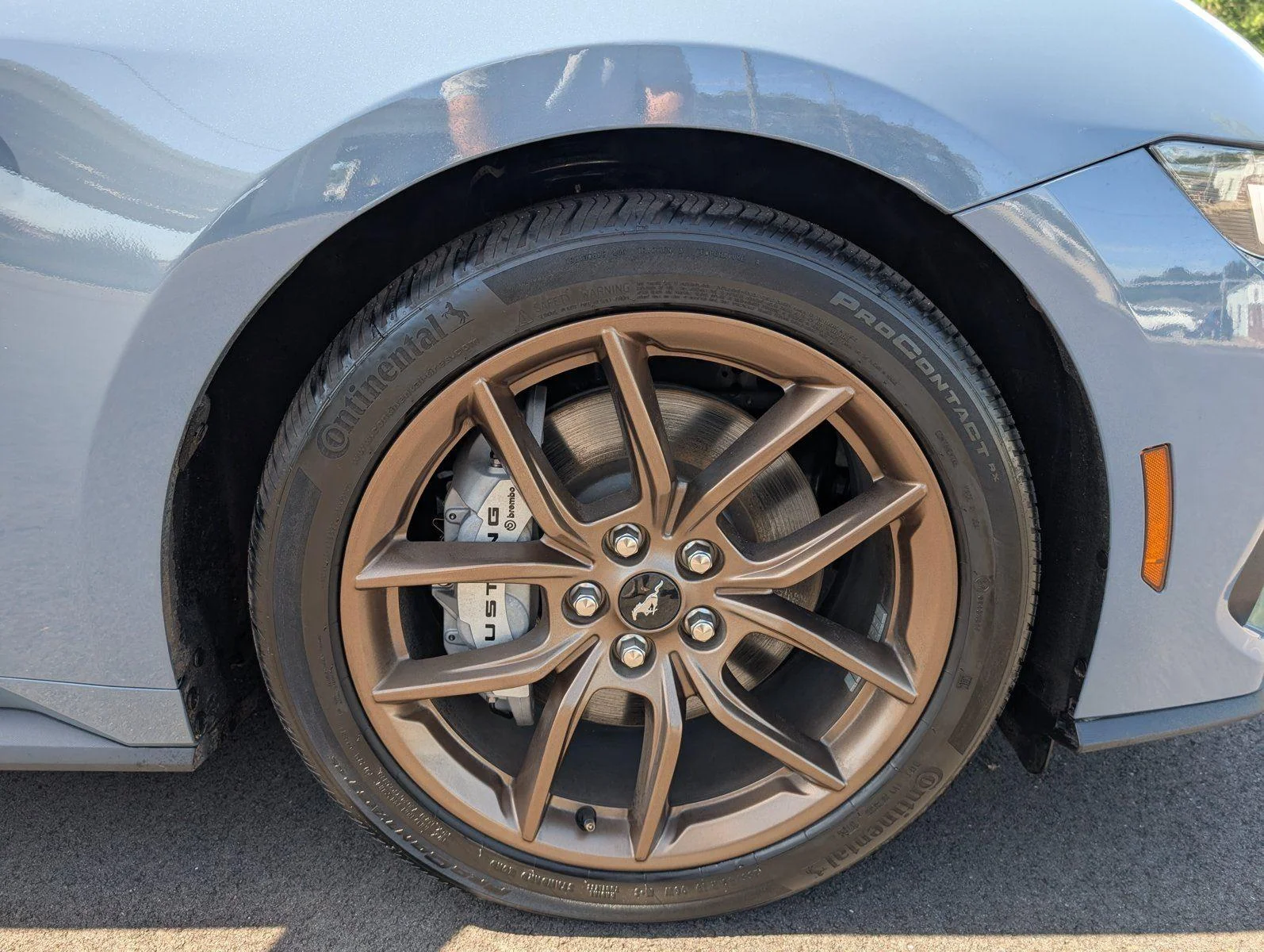 Used 2025 Vapor Blue Ford GT Premium image 39