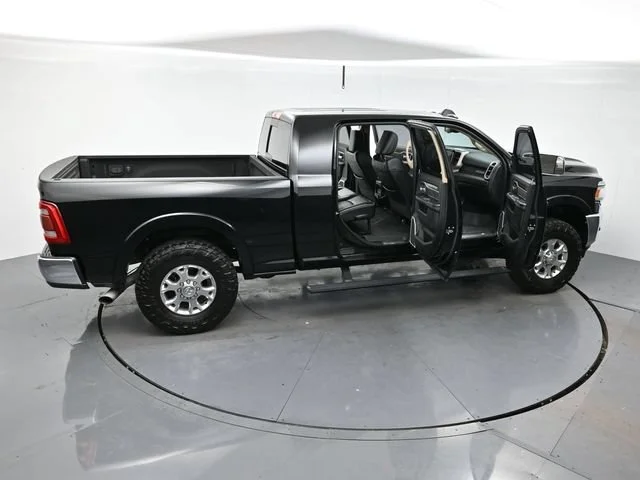 Used 2022 Diamond Black Crystal Pearlcoat Ram Laramie image 42