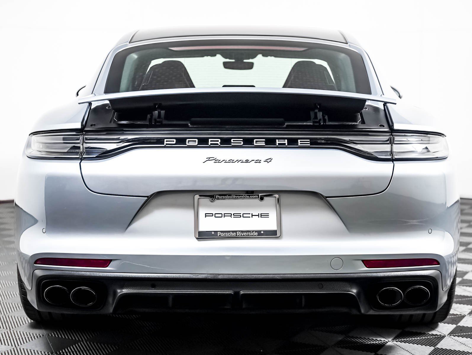 Certified Used 2023 DOLOMITE SILVER Porsche 4 Platinum Edition image 11