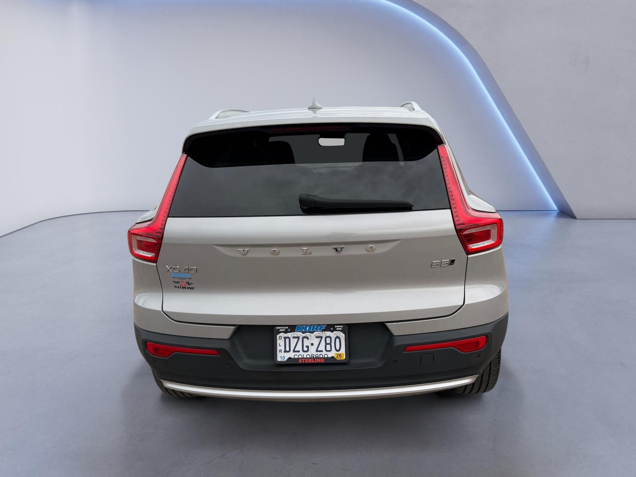 Used 2023 Thunder Grey Metallic Volvo Core image 6