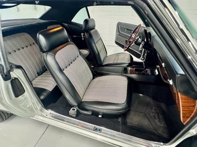 Used 1969 Silver Chevrolet Z28 image 11