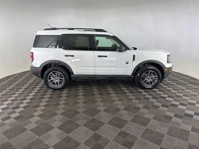 Used 2025 White Ford Big Bend image 5