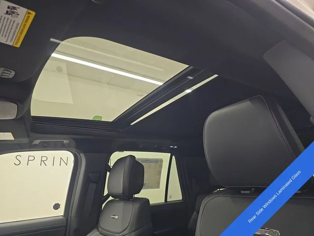 New 2026 Star White Metallic Tri-Coat Ford MAX Platinum® image 31