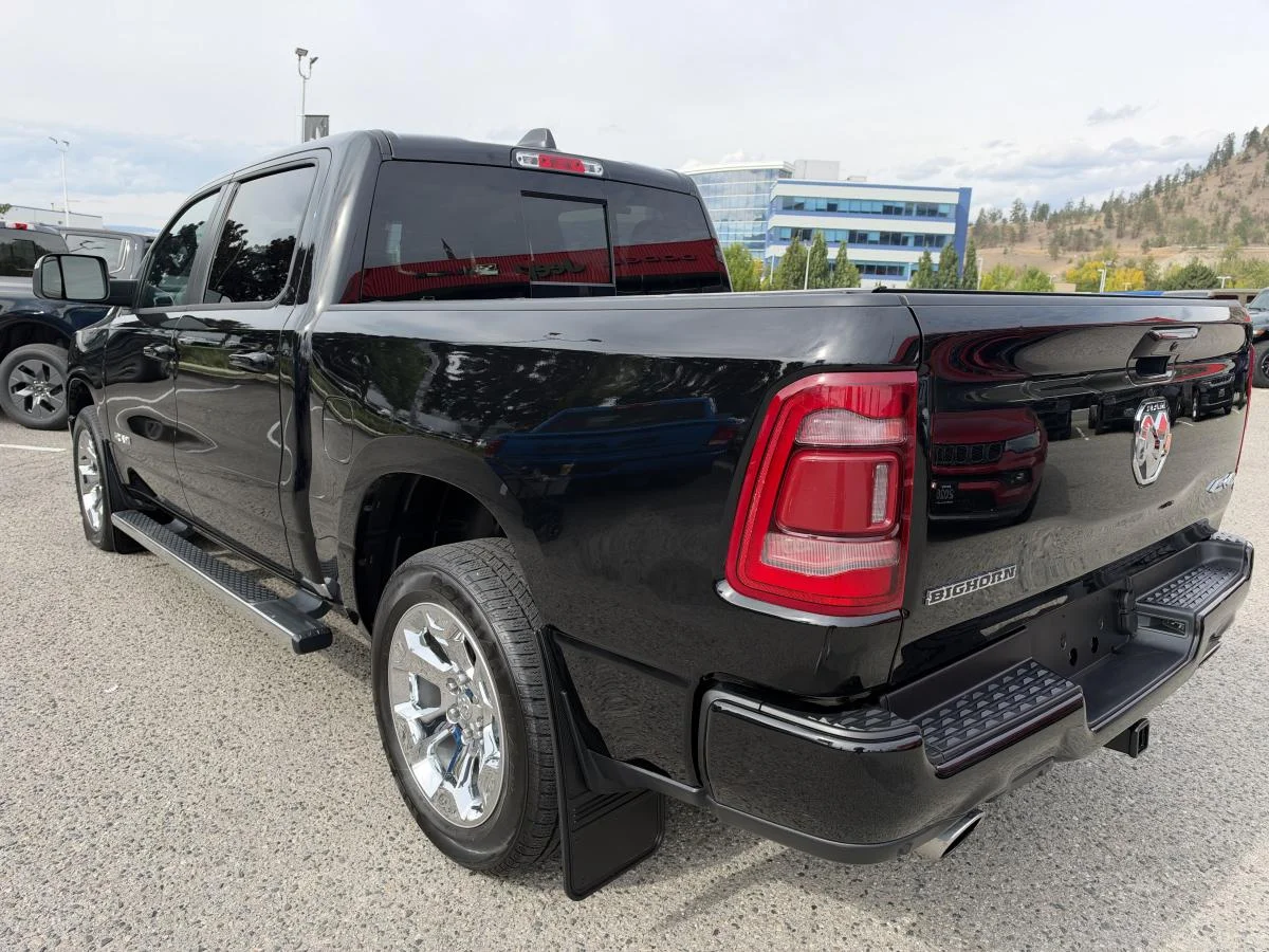 Used 2024 Black RAM Big Horn C/c 4x4 5.7 image 4