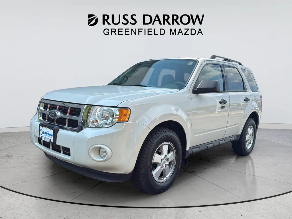 Used 2009 White Ford XLT image 1