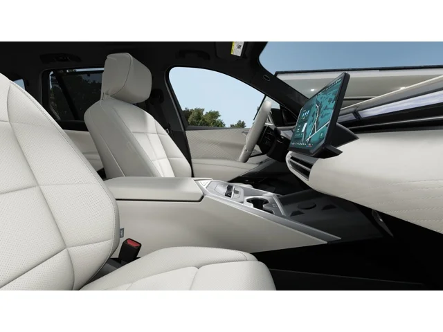 New 2027 Space Silver Metallic BMW  image 9