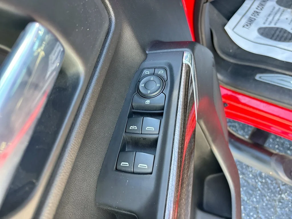 Used 2020 Red Chevrolet RST image 27