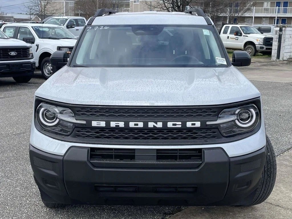 New 2026 White Ford Big Bend image 8