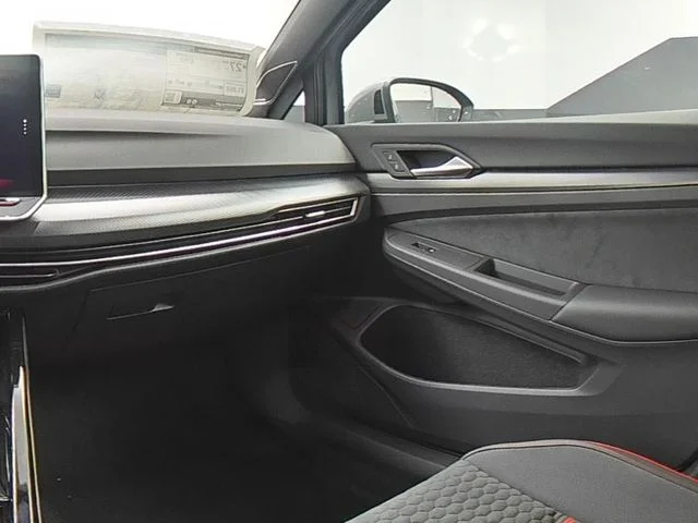 2026 Volkswagen Golf GTI SE - Photo 35