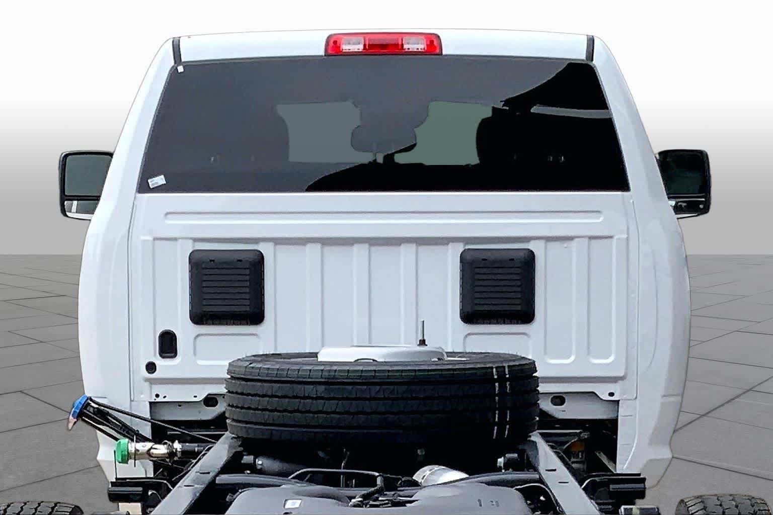 New 2026 Bright White Clearcoat RAM Tradesman image 4