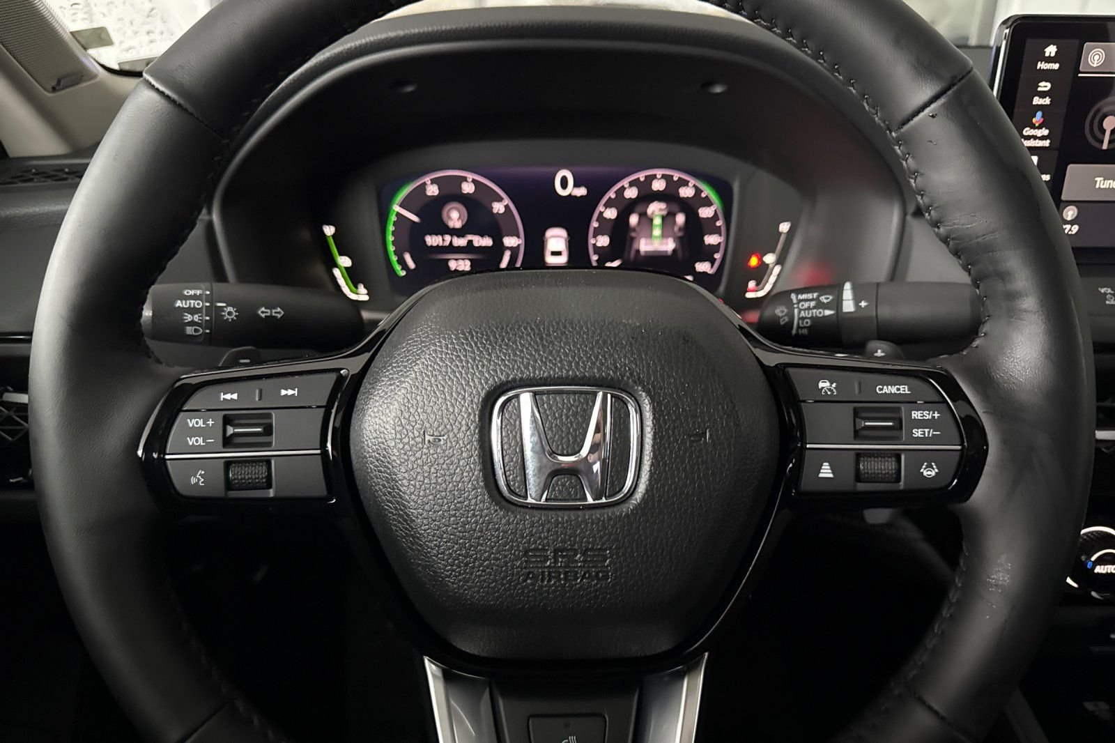 New 2026 Solar Silver Metallic Honda Touring image 25