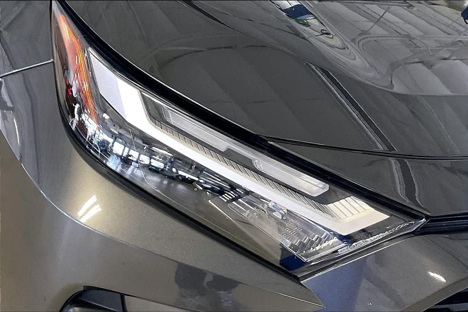 Used 2023 Magnetic Gray Metallic Toyota XLE Premium image 25