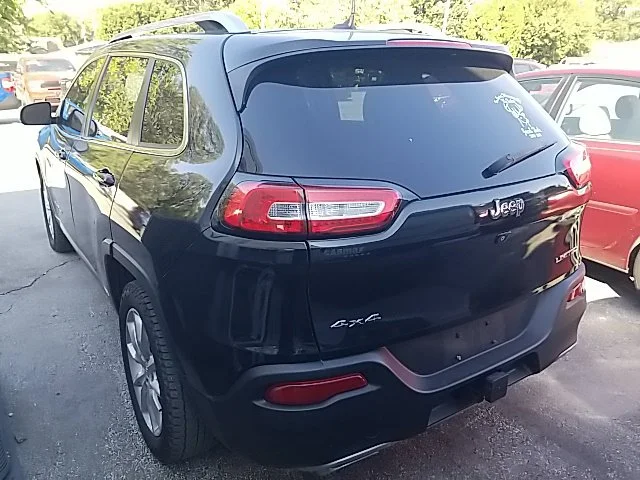 Used 2015 Black Jeep Limited image 19