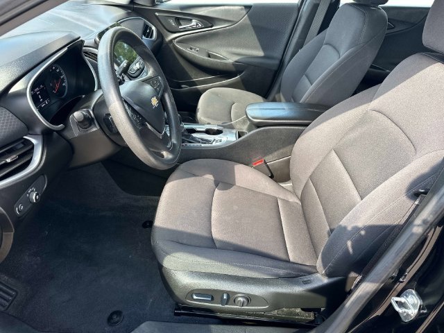 Used 2024 Black Chevrolet LT image 21