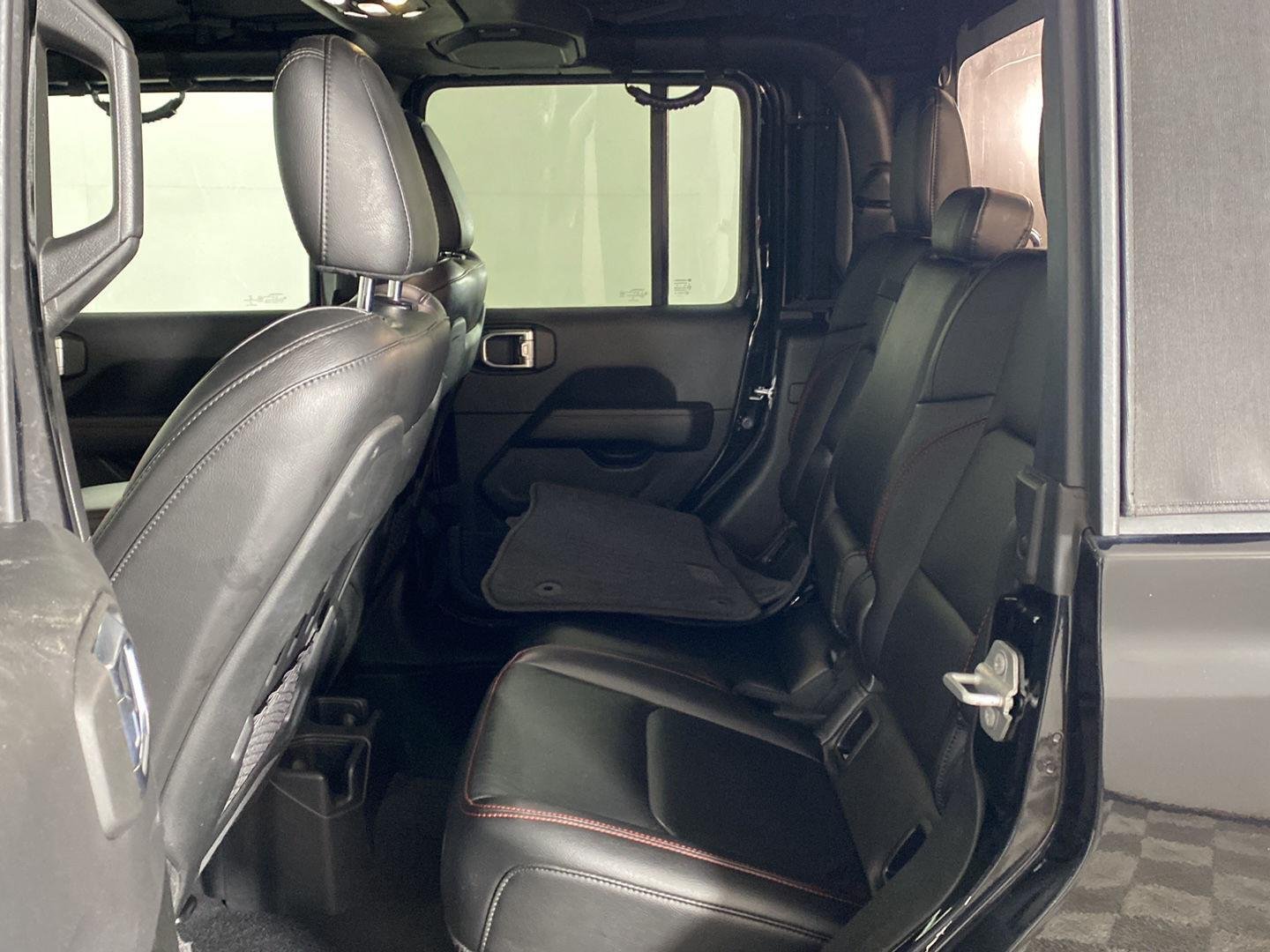 Used 2022 Black Clearcoat Jeep Rubicon image 14