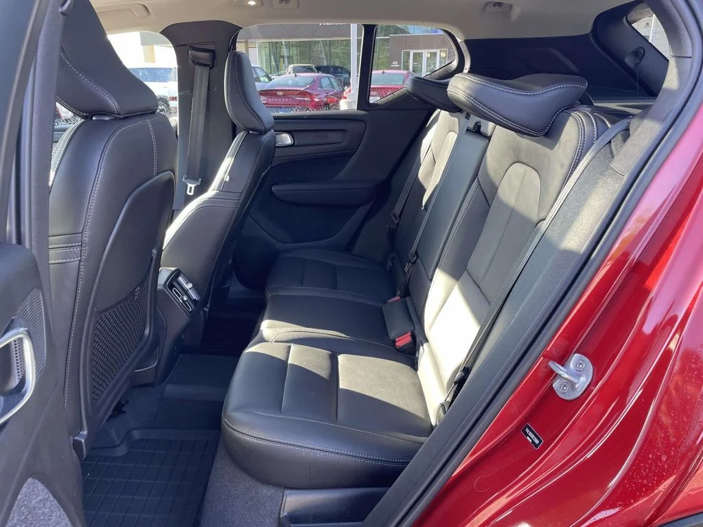 Certified Used 2024 Fusion Red Metallic Volvo Plus Bright Theme image 3