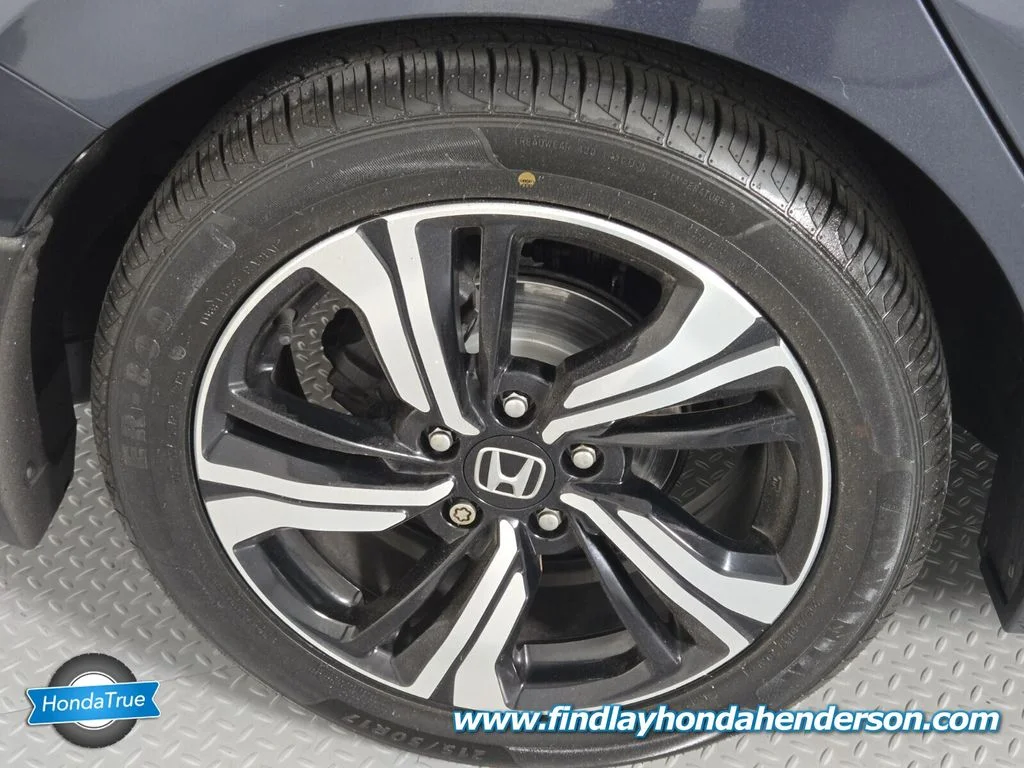 2018 Honda Civic Touring - Photo 11